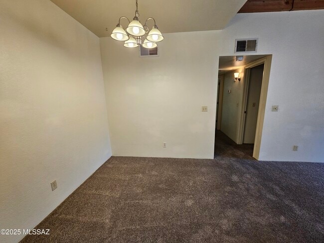 Building Photo - 5750 N Camino Esplendora