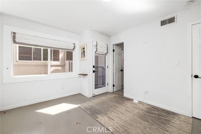 Building Photo - 208 45th St
