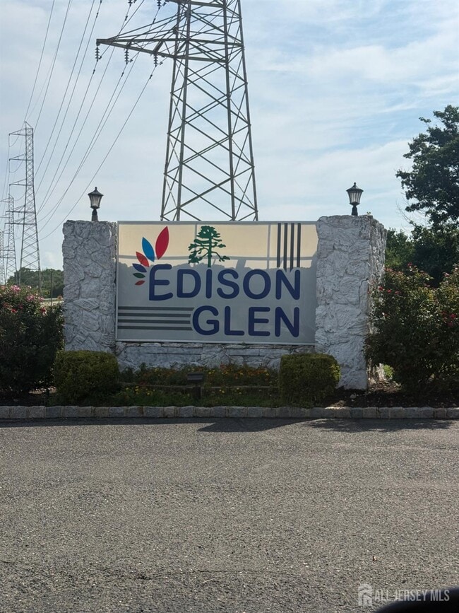 Building Photo - 1502 Edison Glen Terrace