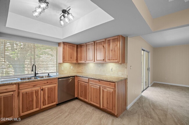 Building Photo - 10337 Galahad Way