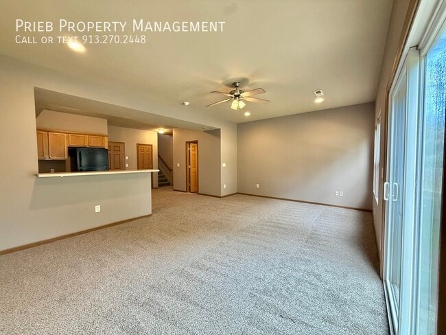 Building Photo - 878 S Woodson Ct