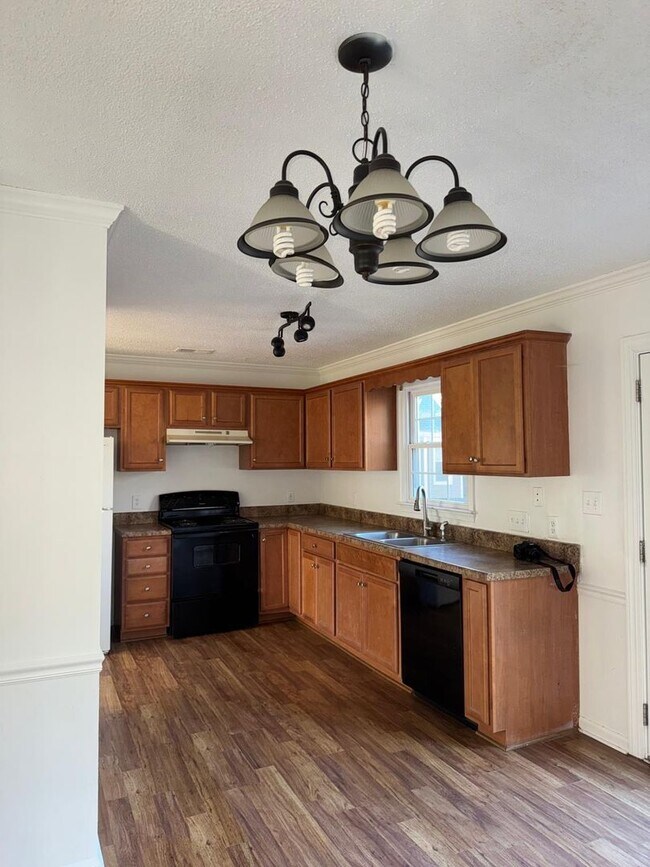 Building Photo - Available