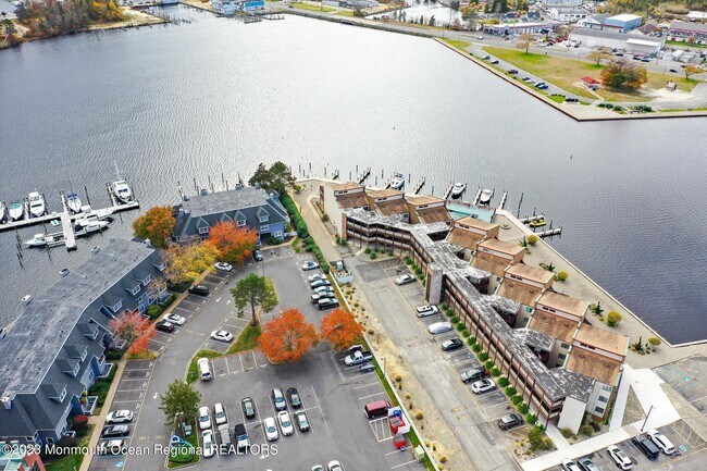 Building Photo - 77 E Water St