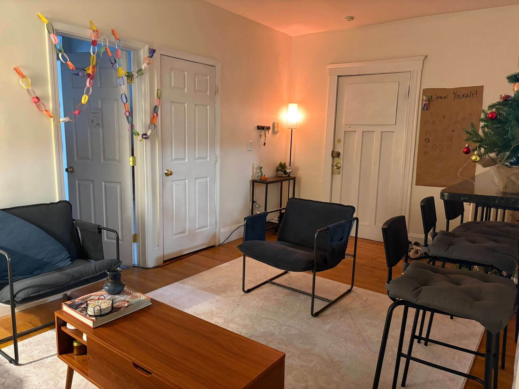 Building Photo - 54 Egmont St