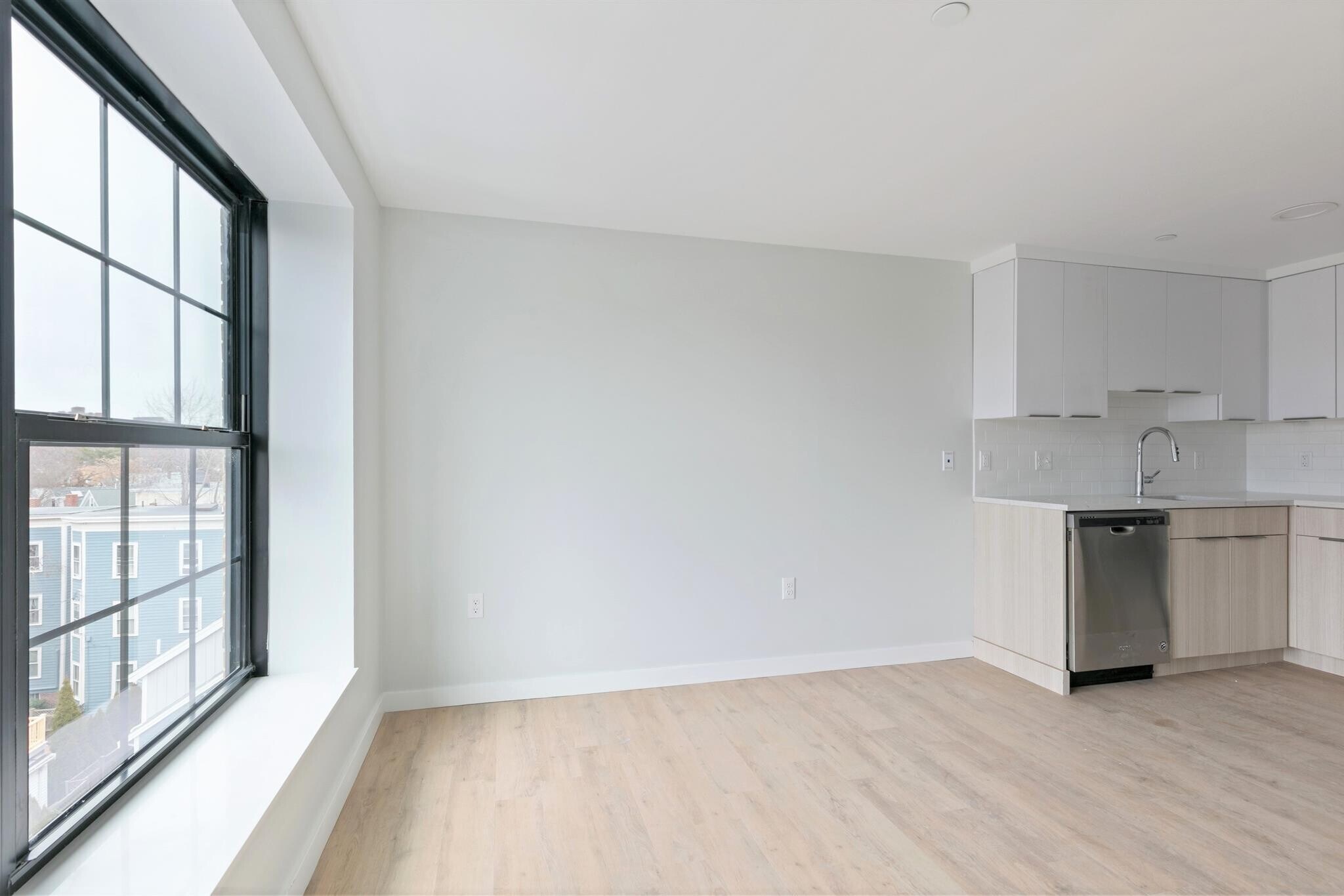 Building Photo - 1 Soden Pl