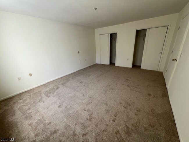 Building Photo - 3203 Vail Rd