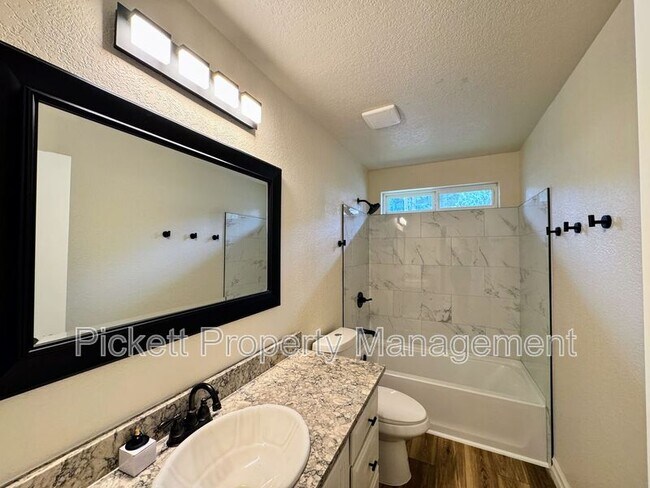 Building Photo - 4402 Big Beef Crossing NW