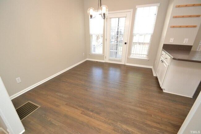 Building Photo - 701 Sutter Gate Ln