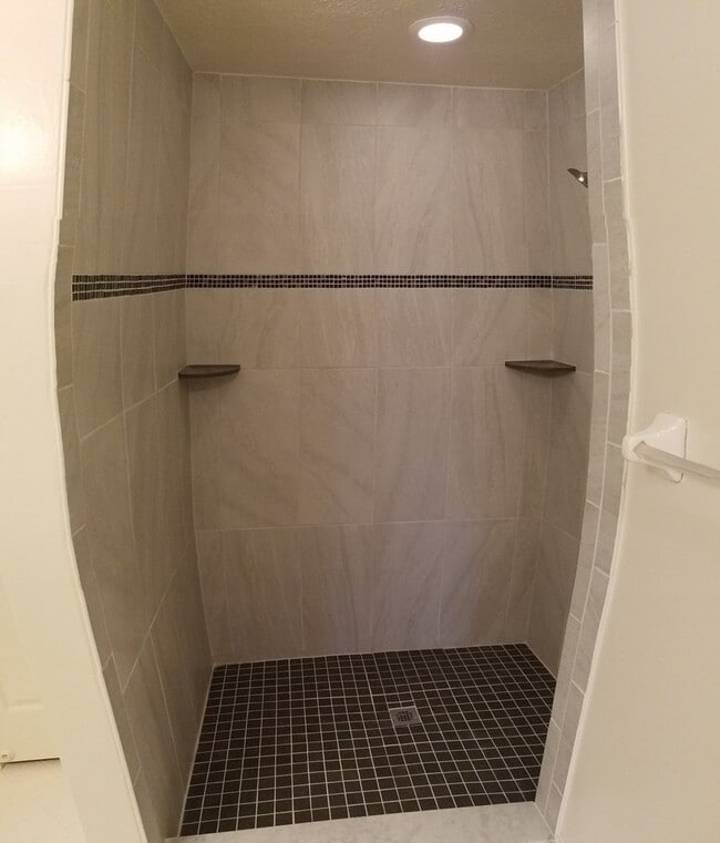 Building Photo - 5290 SW 89th Pl