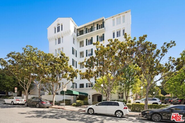 Building Photo - 1416 Havenhurst Dr