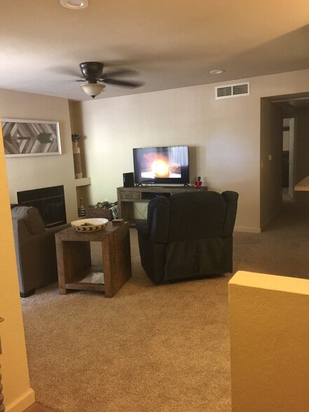 Building Photo - 101 S Players Club Dr