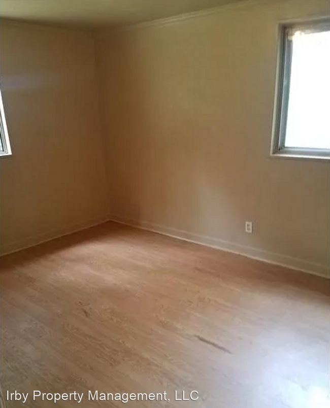 Building Photo - 3 br, 1 bath House - 460 Seabreeze Road East