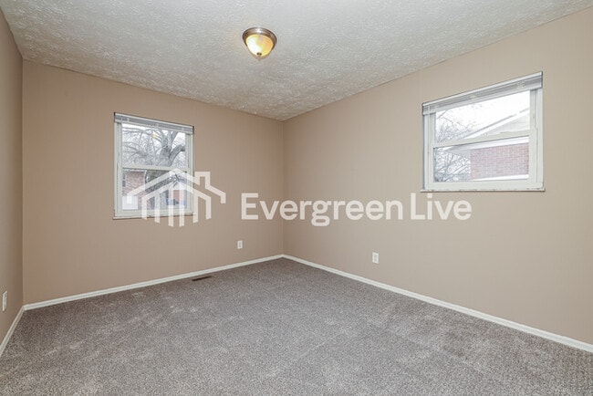 Building Photo - 1315 Clement Ave