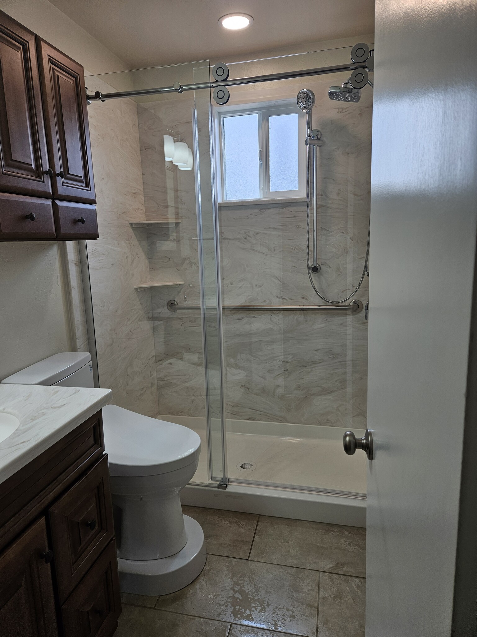 Building Photo - 3513 Sierra Vista Dr