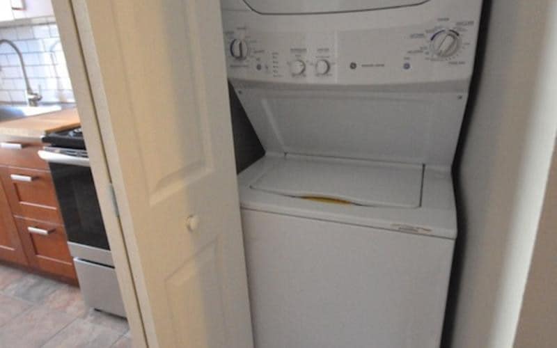 Building Photo - 452 W 3rd Ave