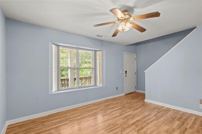 Building Photo - 164 Oxbo Rd