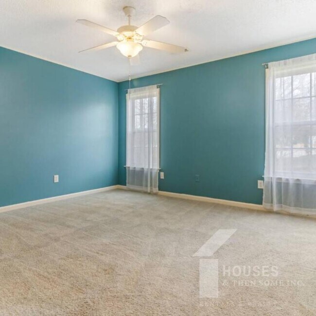 Building Photo - 110 Stonington Way