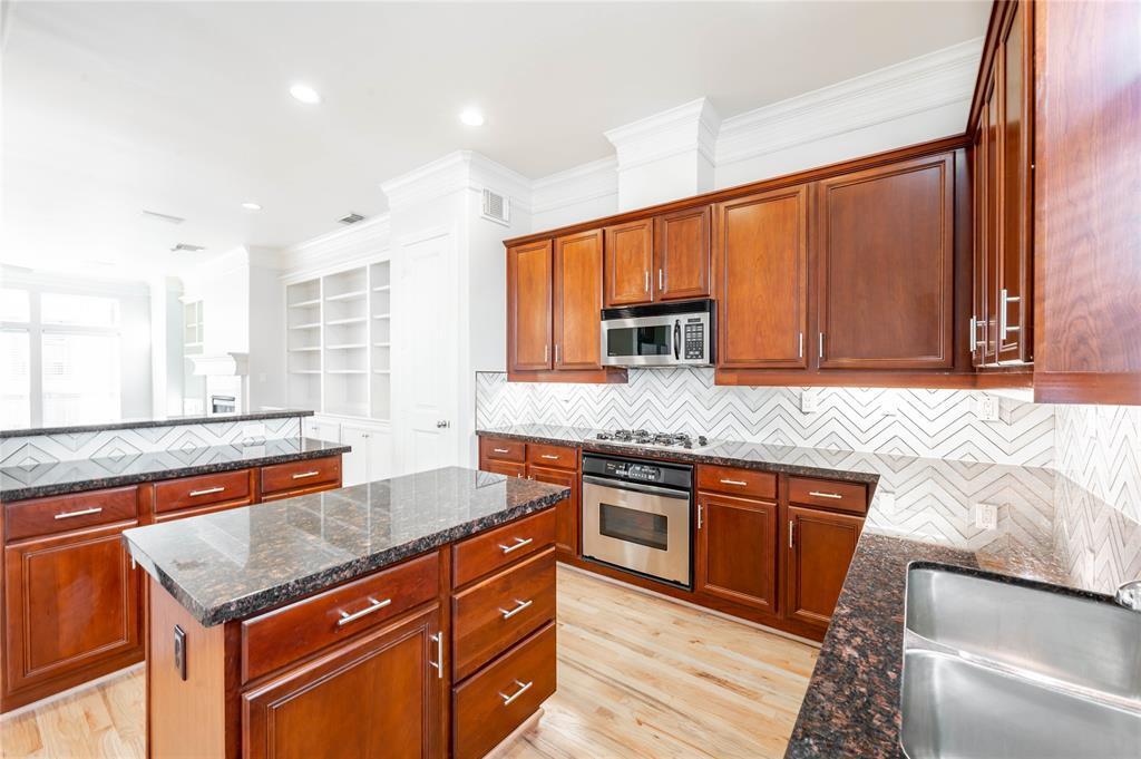 Plenty of cabinet storage Plus a pantry - 643 Hartman St