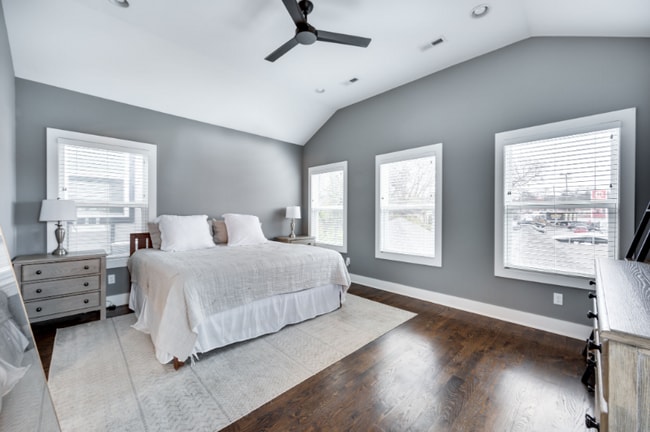 Building Photo - 338 Vivelle Ave