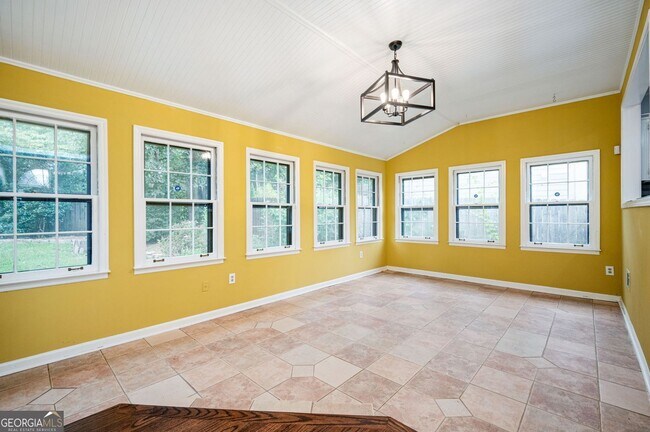 Building Photo - 983 Bridgegate Dr NE