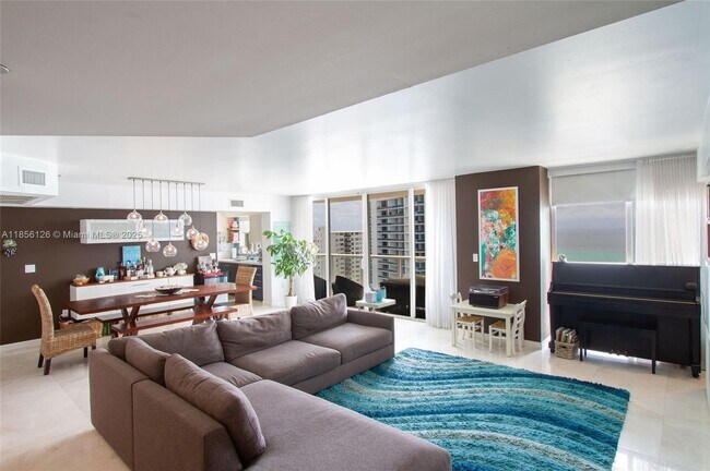 Building Photo - 5900 Collins Ave