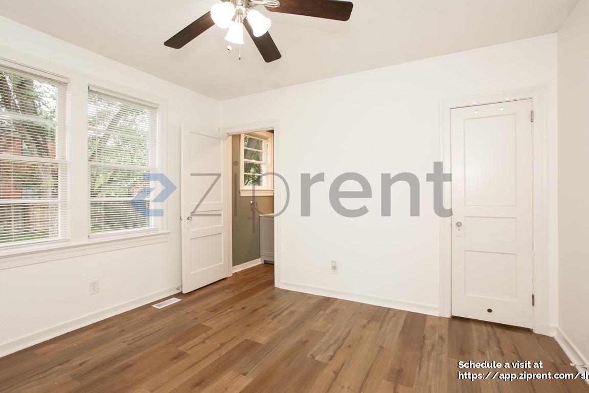 Building Photo - 819 McDuff Ave S