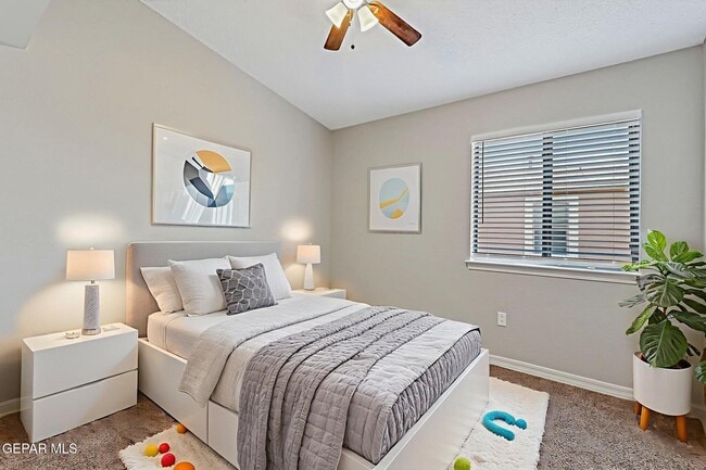 Building Photo - 14326 Smokey Point Dr