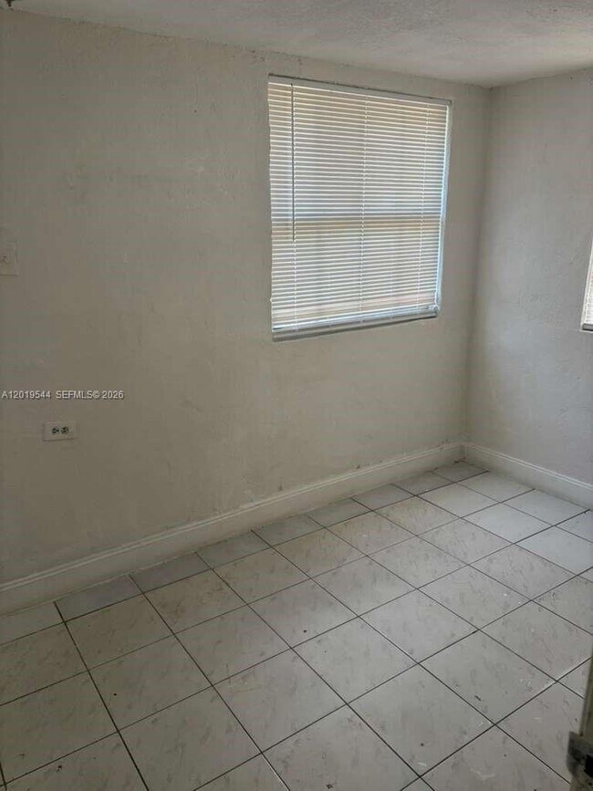 Building Photo - 1447 NW 98th St