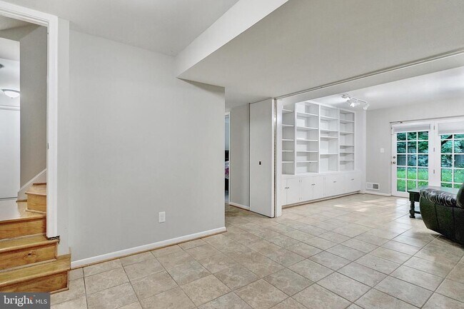 Building Photo - 2108 48th St NW