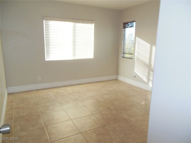 Building Photo - 334 Cart Crossing Way