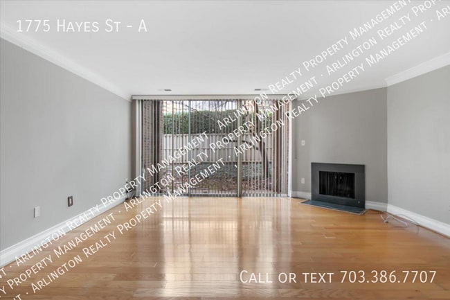 Building Photo - 1775 S Hayes St