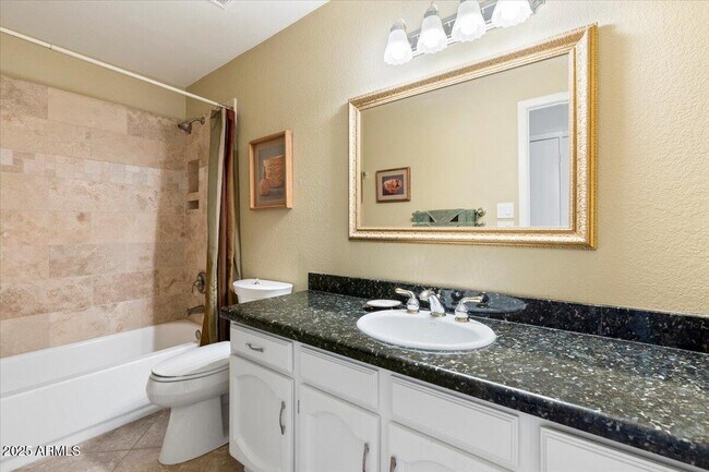 Building Photo - 8894 E Sheena Dr