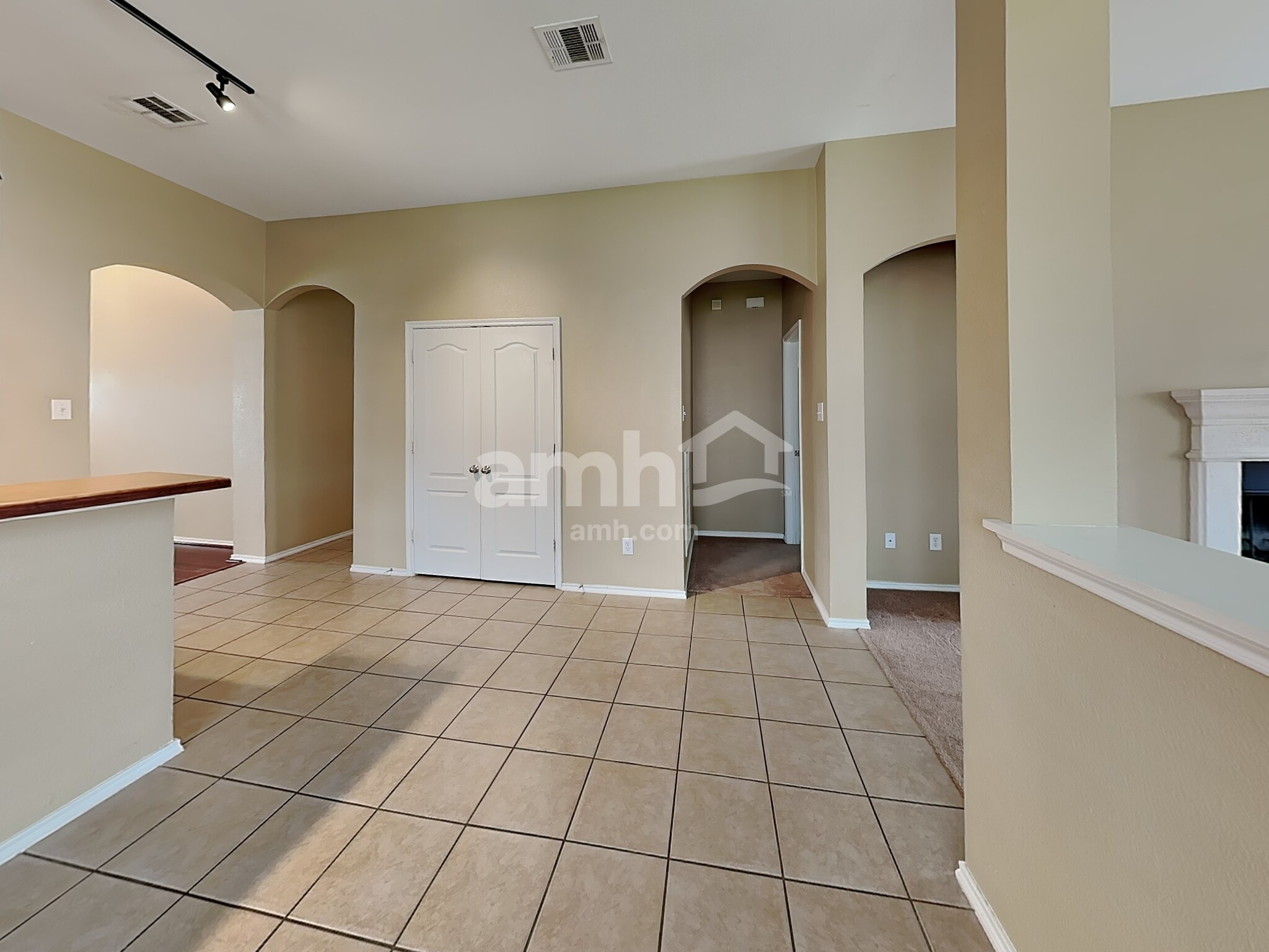 Building Photo - 2729 Lone Ranger Trl
