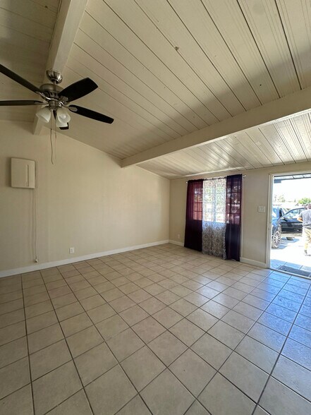 Building Photo - 16639 Yucca Ave