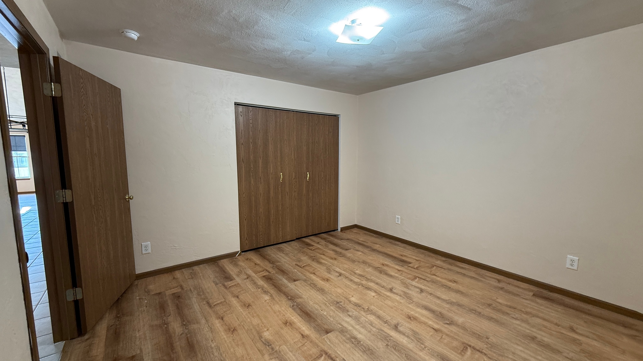 Building Photo - 213 Mueller Ln