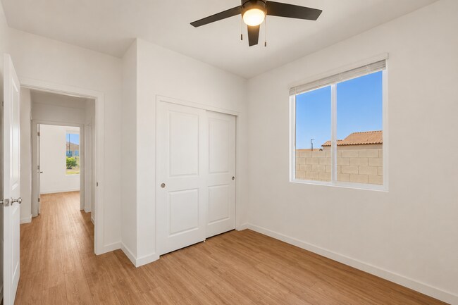Building Photo - 18128 W Soft Wind Dr
