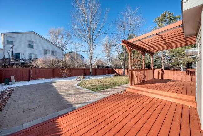 Building Photo - Beautiful & Spacious 4BD, 2.5 BA in Thornton!