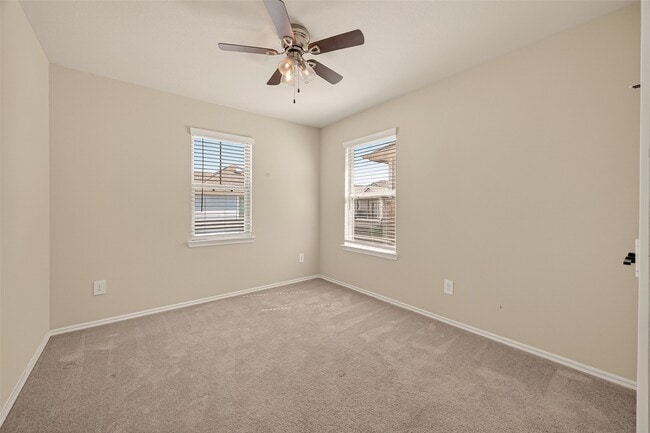 Building Photo - 3405 Knighton Hill Dr