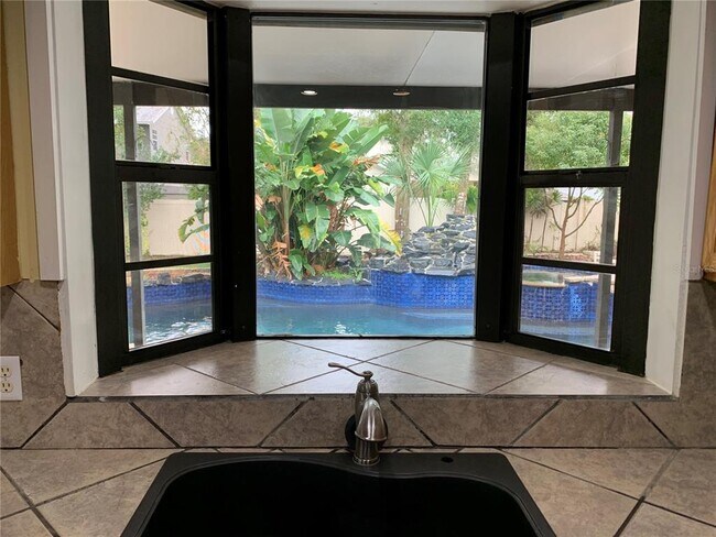 Building Photo - 1500 Magnolia Ave