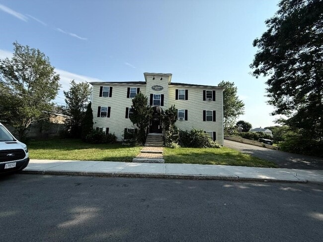 Primary Photo - 111 Lancaster St
