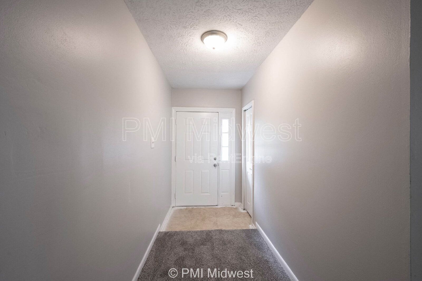 Building Photo - 3026 Osceola Ln