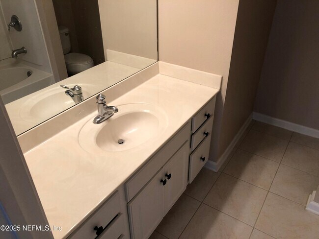 Building Photo - 8078 Summer Cove Ct