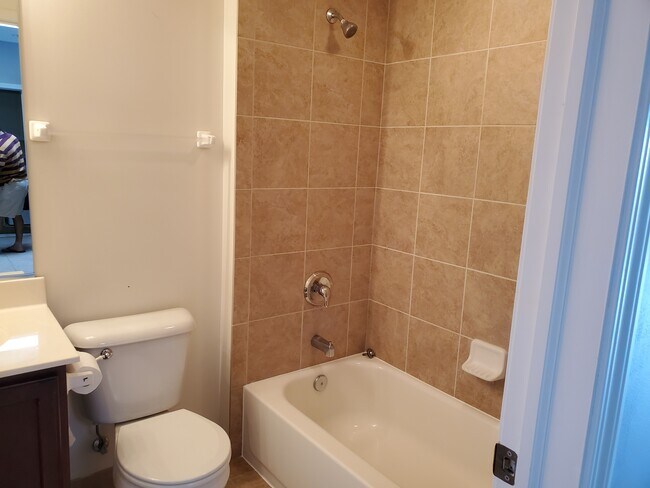 Building Photo - 3501 Wellington Ct