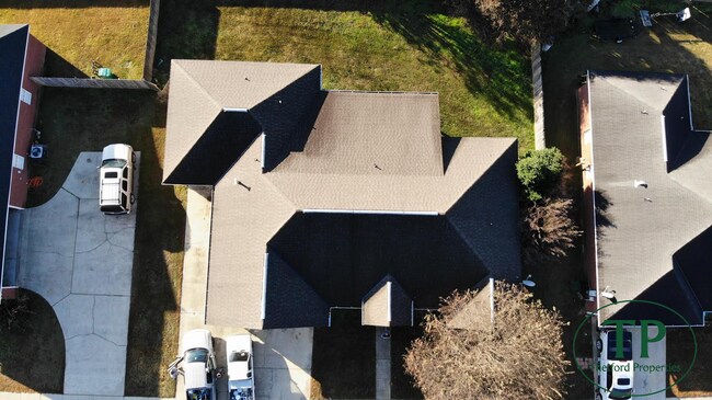 Building Photo - 1815 Collier Way