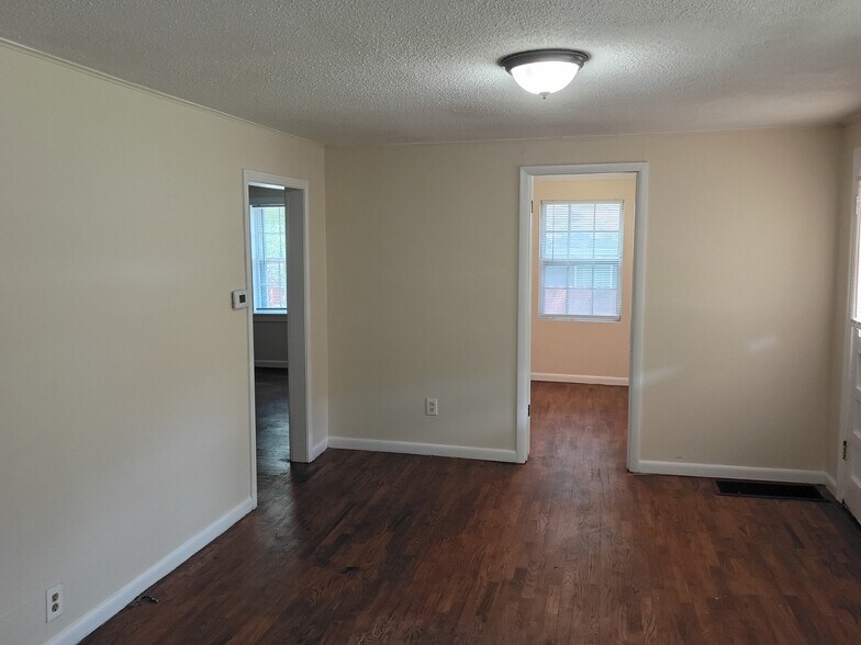 Building Photo - 139 Eagan Cir