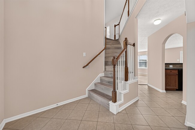 Building Photo - 24722 Garnet Shadow Ln