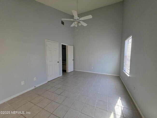 Building Photo - 1301 W Defender Ct