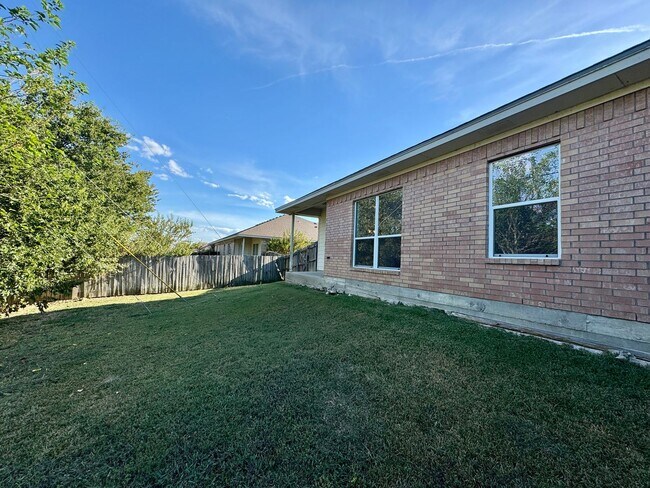 Building Photo - Duplex