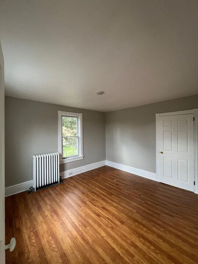 Building Photo - 501 Rugby Rd