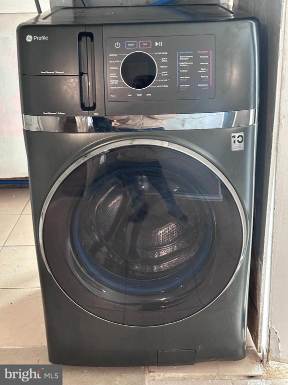 Building Photo - 4731 Meridian St